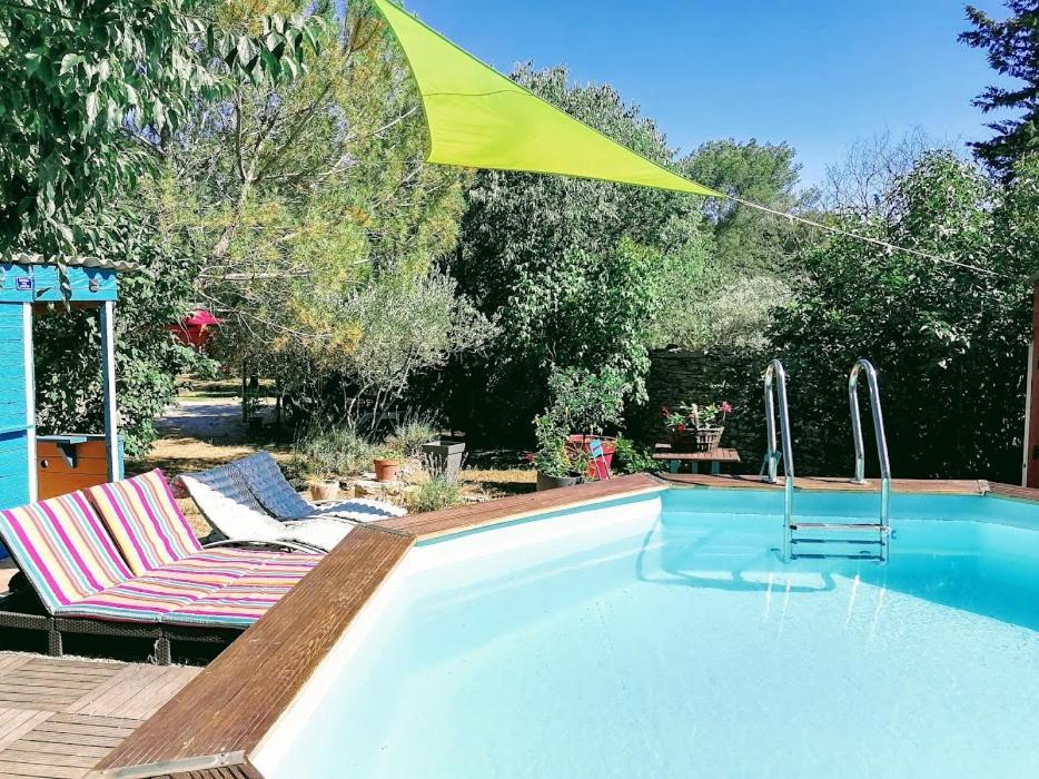 Nimes En Garrigues Bed and Breakfast Buitenkant foto